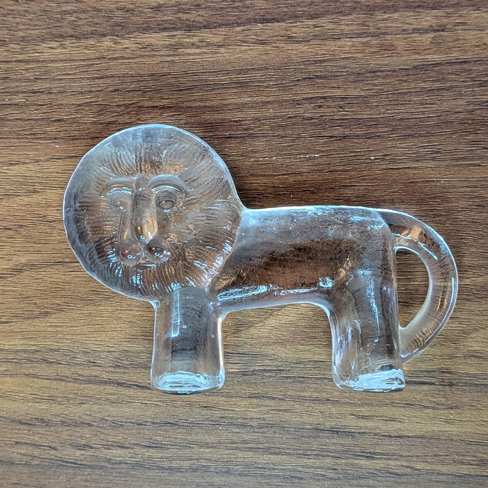 Vintage Kosta Boda Art glass Lion Paperweight Swedish Figurine Erik Hoglund